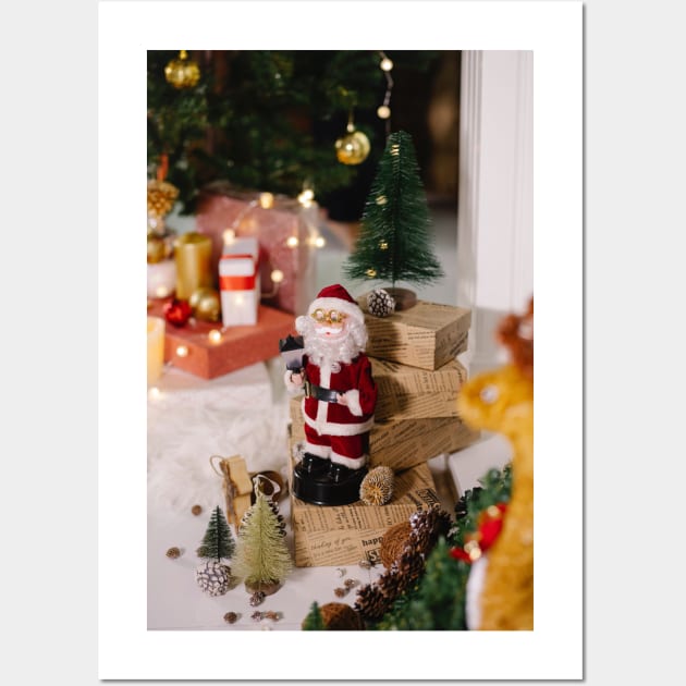 Santa Claus Wall Art by Monument 7